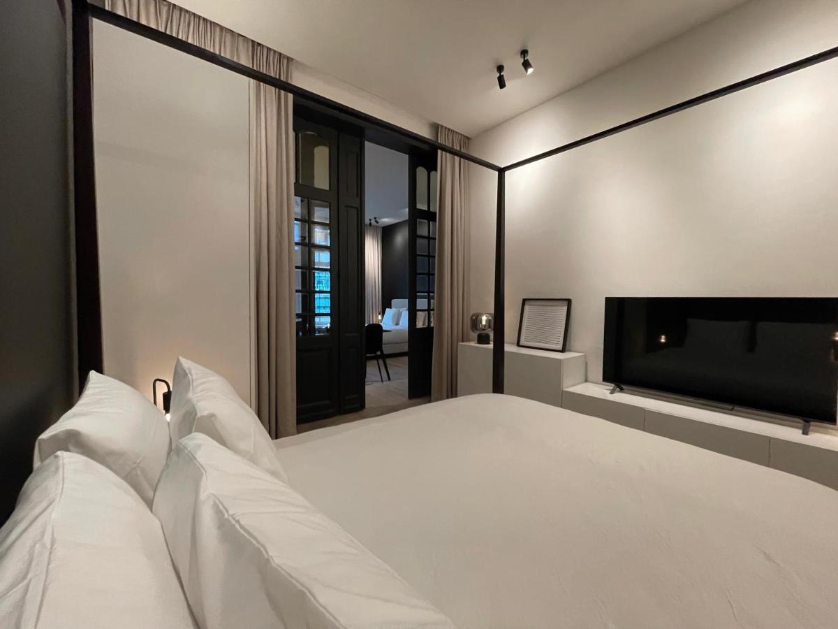 3 Bedroom Art-Nouveau Apartment With Free Parking Гент Экстерьер фото