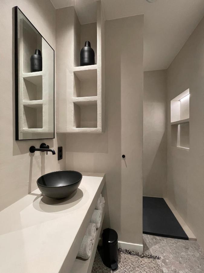3 Bedroom Art-Nouveau Apartment With Free Parking Гент Экстерьер фото