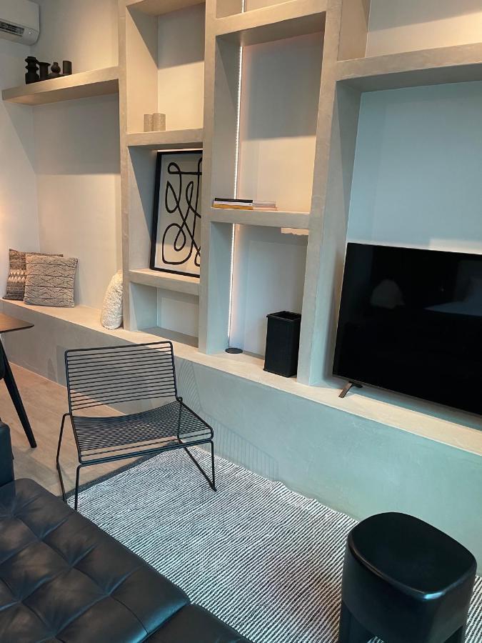 3 Bedroom Art-Nouveau Apartment With Free Parking Гент Экстерьер фото