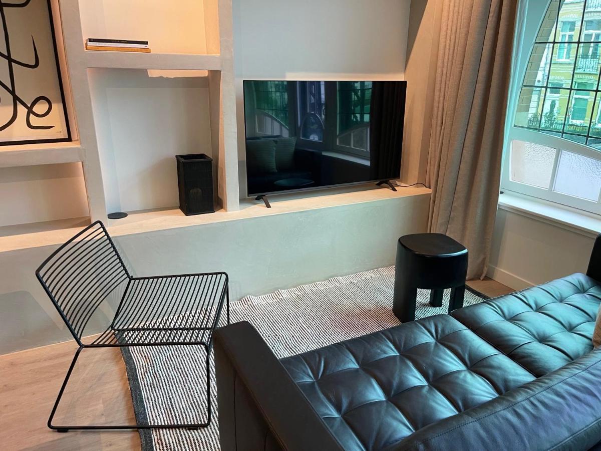 3 Bedroom Art-Nouveau Apartment With Free Parking Гент Экстерьер фото