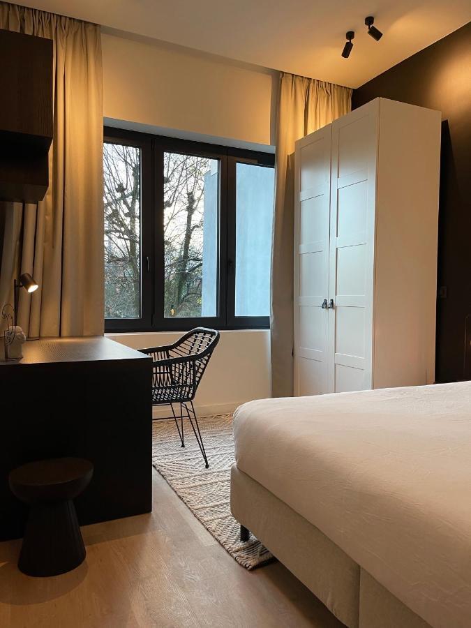 3 Bedroom Art-Nouveau Apartment With Free Parking Гент Экстерьер фото