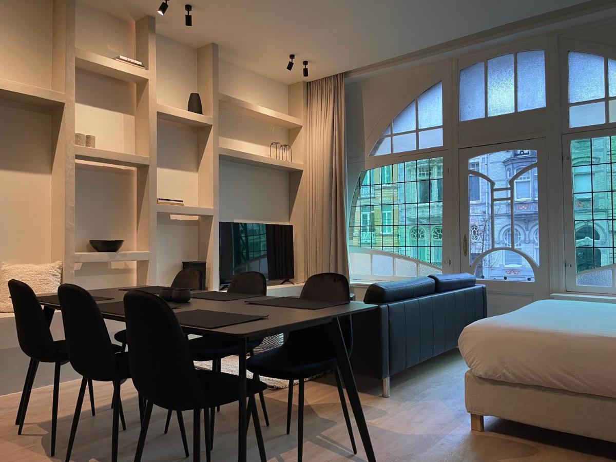3 Bedroom Art-Nouveau Apartment With Free Parking Гент Экстерьер фото