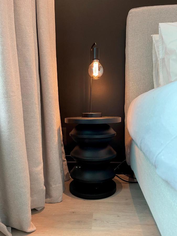 3 Bedroom Art-Nouveau Apartment With Free Parking Гент Экстерьер фото