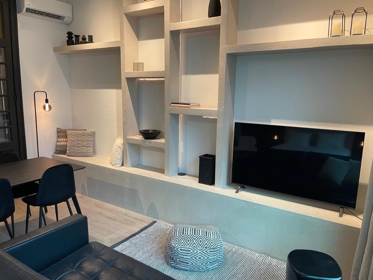 3 Bedroom Art-Nouveau Apartment With Free Parking Гент Экстерьер фото