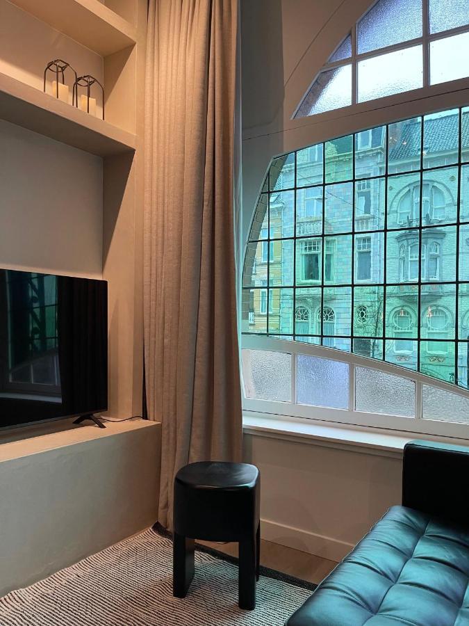 3 Bedroom Art-Nouveau Apartment With Free Parking Гент Экстерьер фото