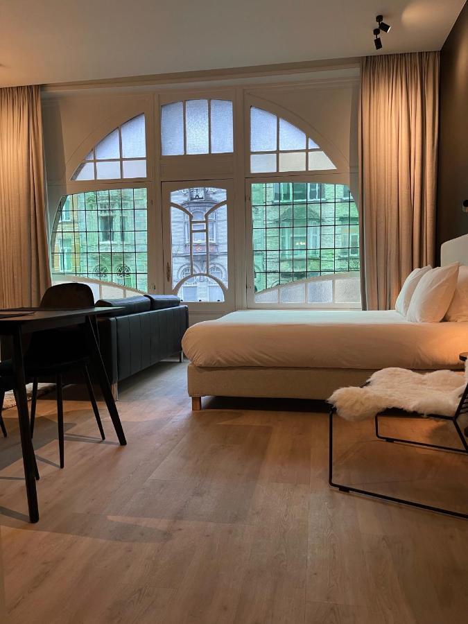 3 Bedroom Art-Nouveau Apartment With Free Parking Гент Экстерьер фото